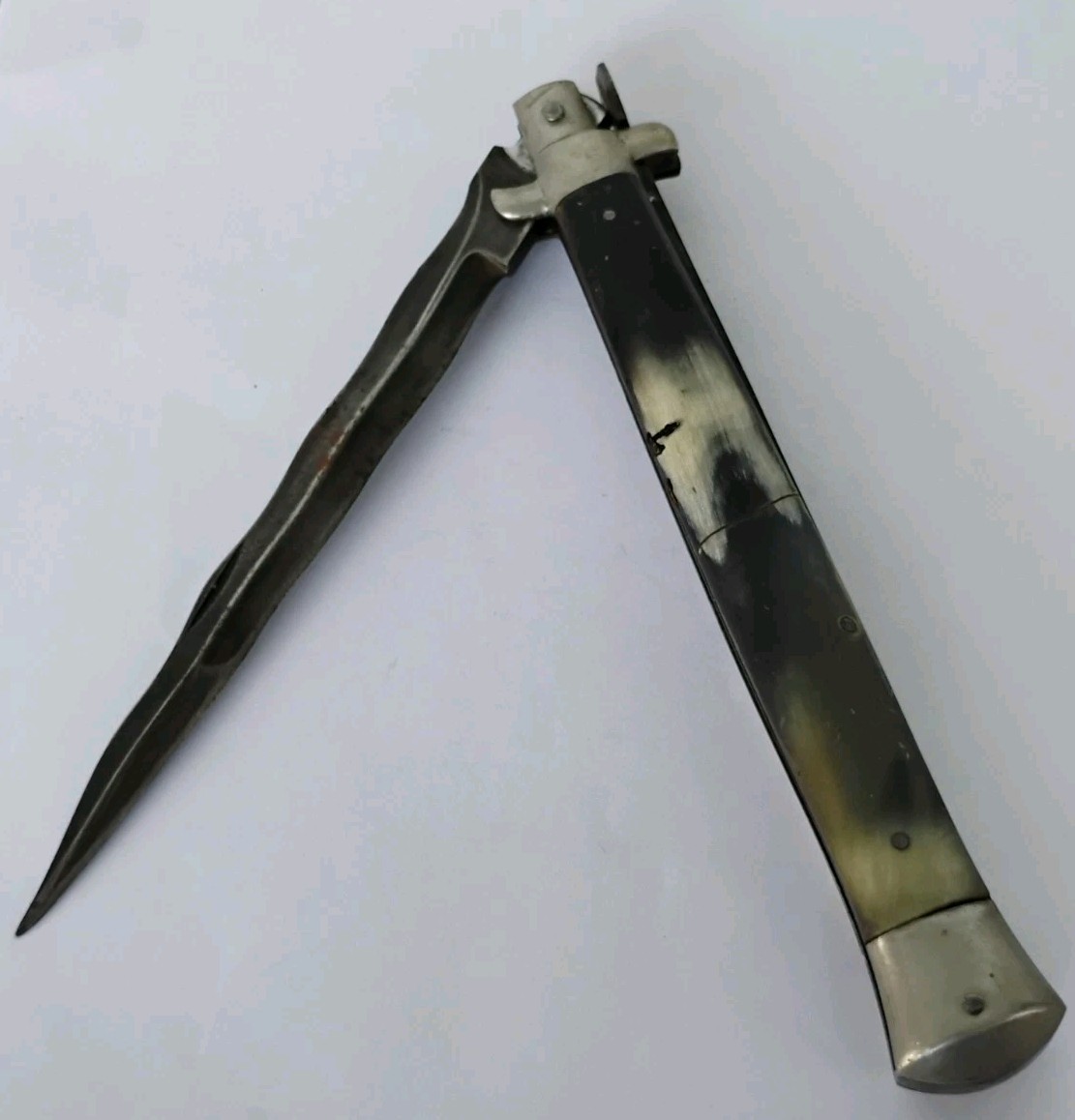 Vtg 13" manual folding wavy blade Italy ROMO Knife horn handles