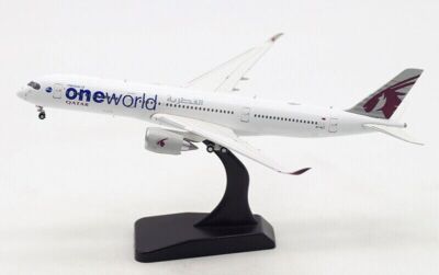 1:400 JC WINGS QATAR AIRWAYS ONE WORLD AIRBUS A350-900 Airplane