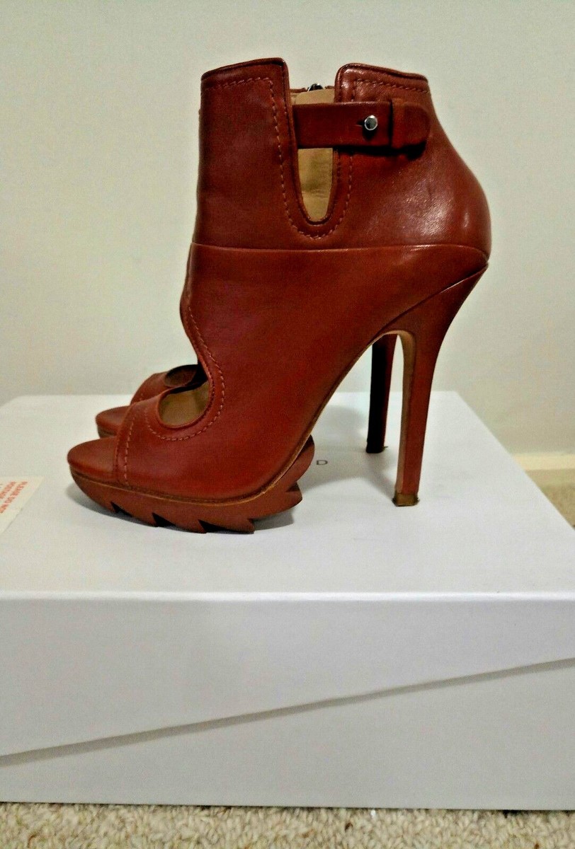 Camilla Skovgaard heart cut-out booties