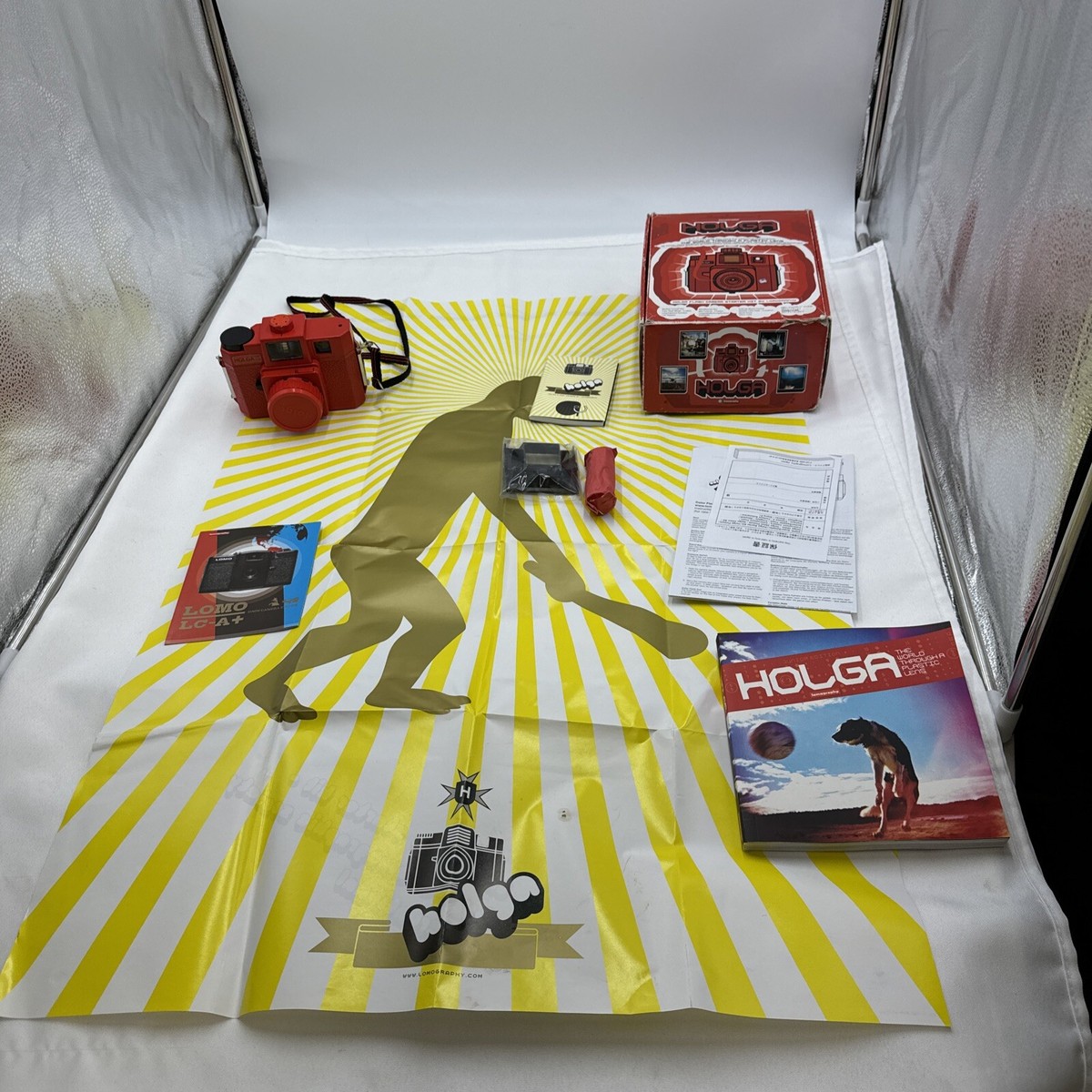 Lomography HOLGA CFN 120 Starter Kit FILM Camera Red Box NEVER USED???