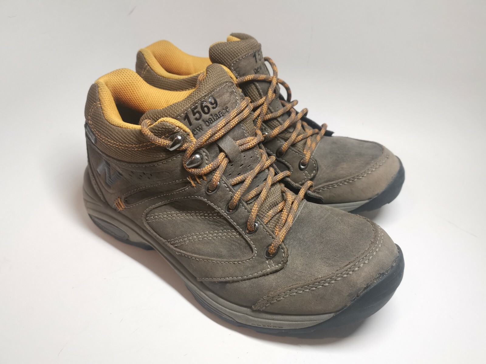 New Balance Brown Suede Leather Hiking Boots Grelly USA