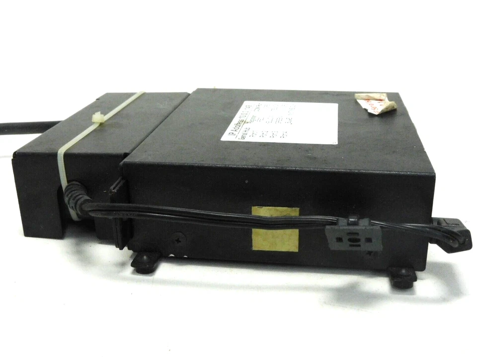 Equinox ESP-4 Mi 4 Port Serial Hub 520-410-003 LIK1-3205- Computer Part - Image 3 of 4