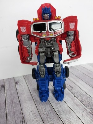 Transformer Rise Of The Beast Smash Changer. Optimus Prime Action Figure