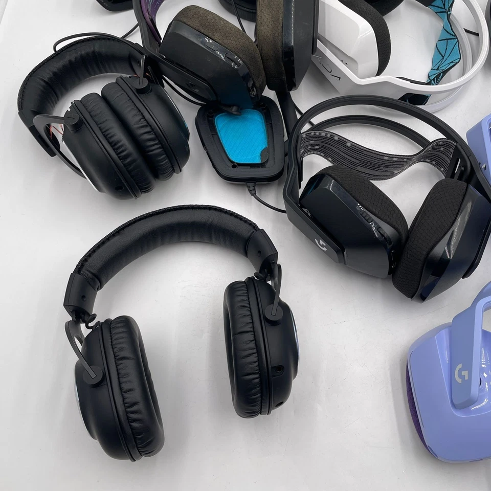 Lot of 9 Logitech Headsets NOT WORKING FOR PARTS - READ - Image 2 of 4
