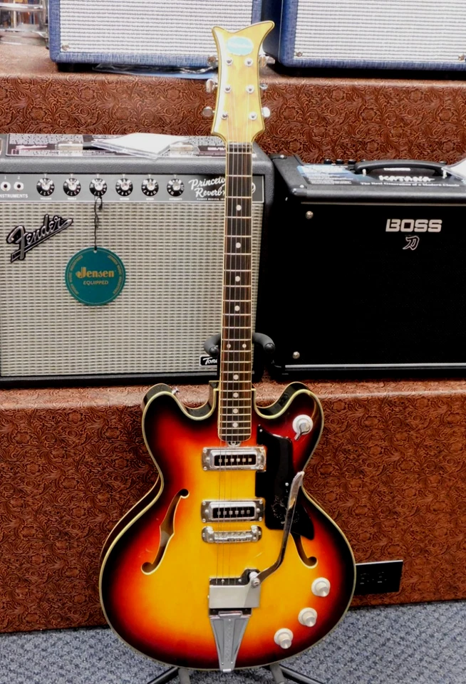 Guitarra Eléctrica Silvertone EP-11T Vintage 1968 Cuerpo Hueco! ¡Hecho en Japón! RARO! Foto 2 de 4