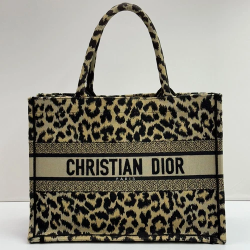 Sac fourre tout livre Dior léopard moyen M1296 75091280