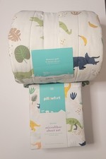 Pillowfort Dinosaur Poly Cotton Full Quilt w/Matching Full Sheet Set