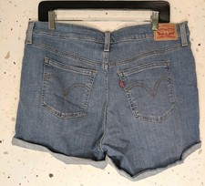 Levi's Mid Length Stretch Denim Shorts Med Wash Size 32 actual waist 38" 4" VGC