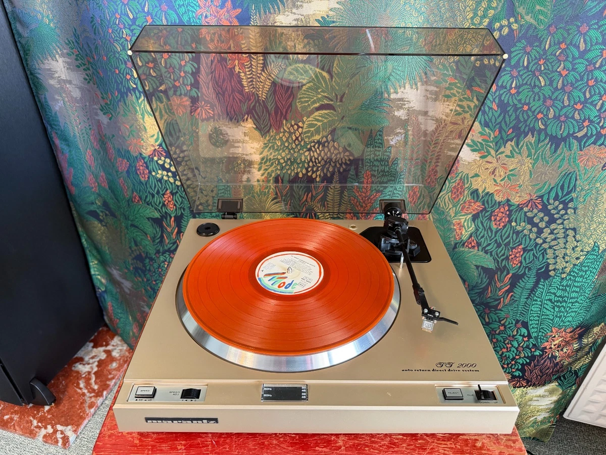 Teppaz teppy: tourne disque jaune 220 volts années 60 à Sassy | Clasf