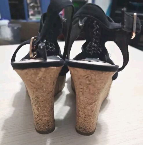 Fergalicious Wedge Sandals Kammi Strappy Black Lace Cork Heel Women Sz 8 P08 - Picture 3 of 7