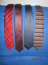GEOFFREY BEENE MENS TIES, LOT OF 4, 100 SILK, POLY BLENDS,  232Z