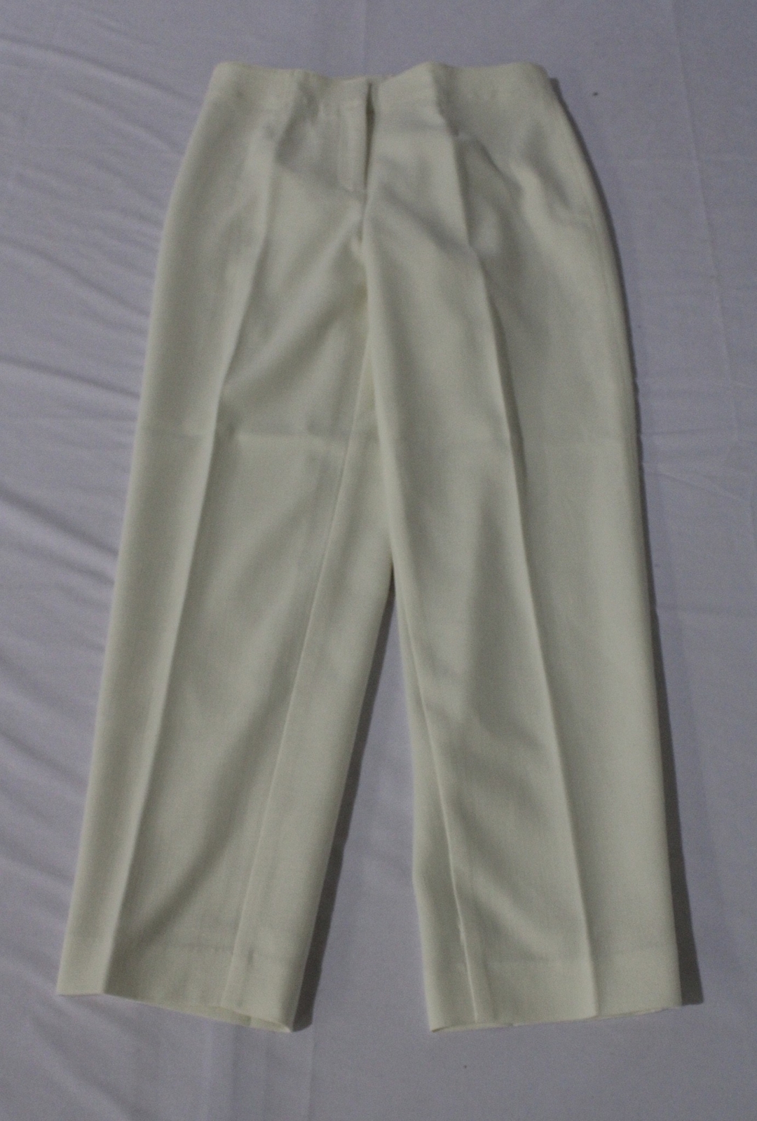 misses winter white pants