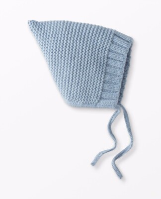 HOLIDAY CABLEKNIT BABY BONNET 20230502_172752 (2) .jpg