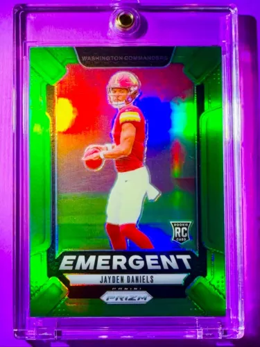 Jayden Daniels RARE GREEN REFRACTOR SP PRIZM ROOKIE CARD WASHINGTON RC - MINT!