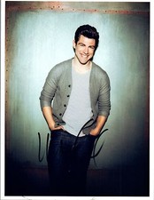 Max Greenfield Signed Autographed 8x10 Photo New Girl Star COA VD