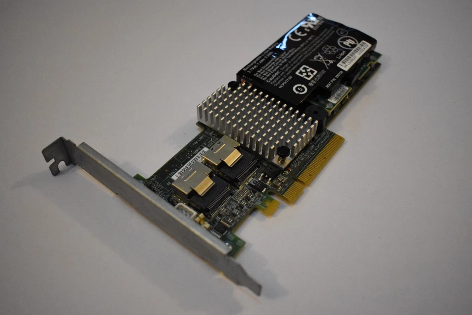 IBM Megaraid 9260-8i SATA/SAS RAID 6G - Image 2 of 4