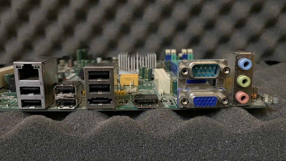 Genuino Lenovo Thinkcenter Placa Base Antelope L-IQ45 MTQ45NK - Imagen 3 de 4