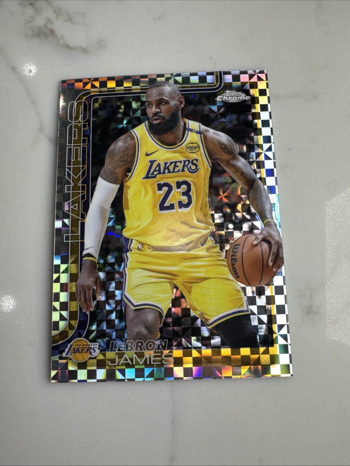 2025-26 Topps Chrome #127 Lebron James Xfractor Lakers