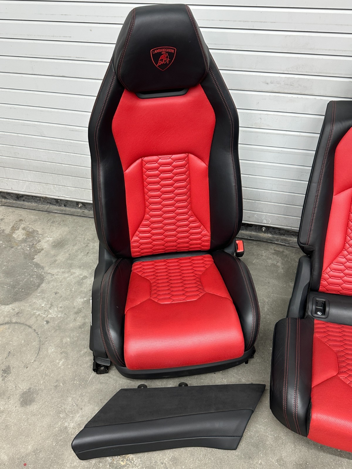 2018-2024 LAMBORGHINI URUS FRONT REAR RED SEATS OEM