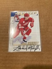 Larry Murphy signed Red Wings 1998 Pinnacle Be A Player signed hockey card