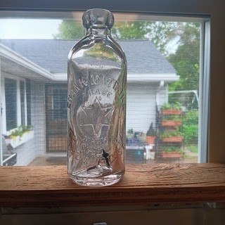 FRANK MATEJKA CHICAGO IL (6 pt star) HUTCH/HUTCHINSON BLOB TOP SODA BOTTLE
