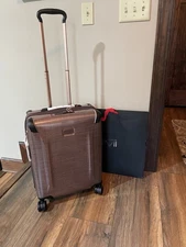 NEW Tumi TEGRA-LITE CONTINENTAL Expandable 4 Wheel Carry-On in Blush