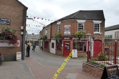 Foto A2 Drapers Place Spalding Ein kleiner Feinkostladen ist einer von mehreren i c2013