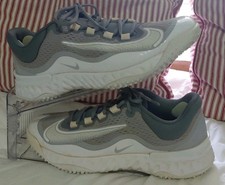 Nike Alpha Huarache Elite 4 Turf Women’s Size 12 Wolf Grey DV0496-012