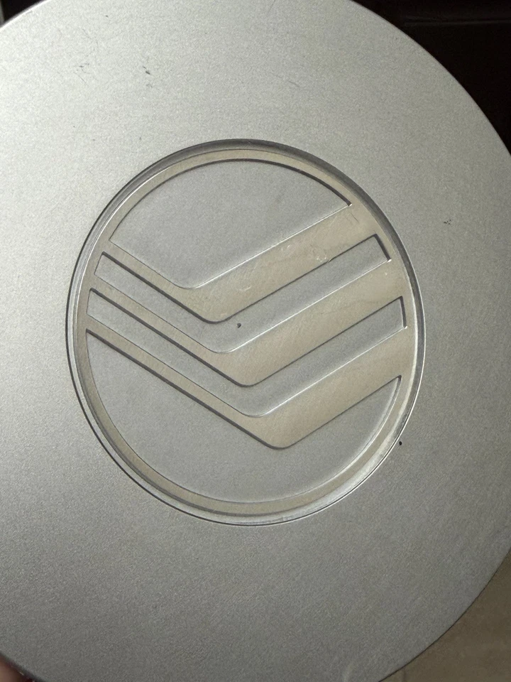 92 93 94 95 Mercury Sable OEM Center Hub Cap F34Y1141A F24C1141AA F34C1141AA - Image 3 of 4