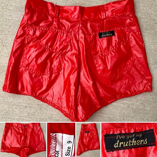 I’ve Got My Druthers Shorts Size 9 26 Vintage Red Glossy Nylon Disco Hot Pants