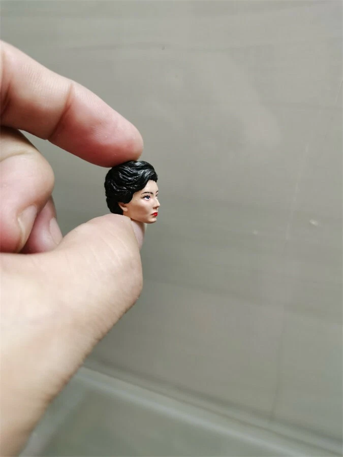 1:18 Maggie Cheung Beauty Girl Head Sculpt For 3.75" Female Action Figure Body - Image 2 of 4