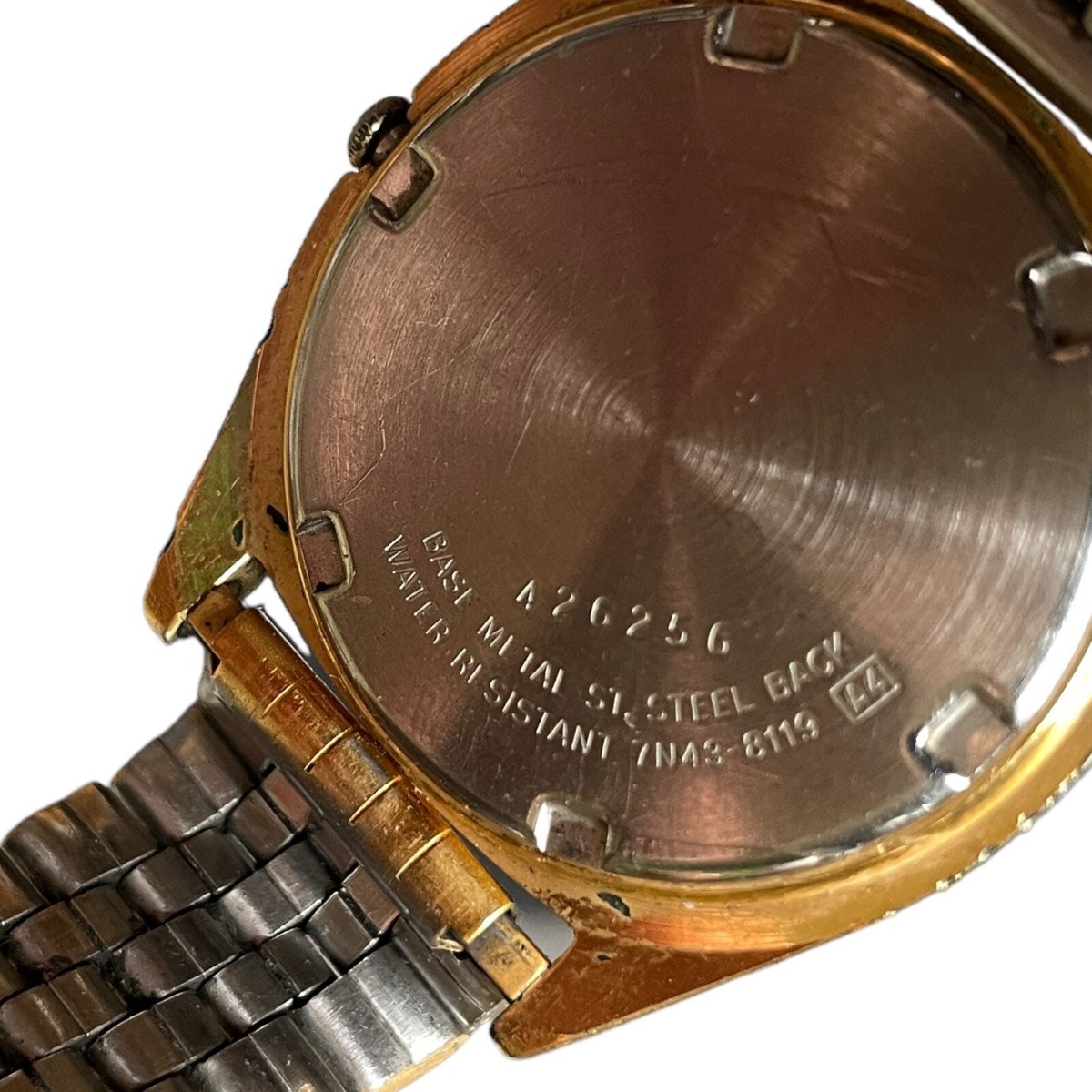 Seiko Men's University Alabama Quartz Gold Tone Watch Seiko Men's University Alabama Quartz Gold Tone Watch