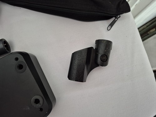 Shure BLX4 Funkempfänger + Adapter + SENNHEISER & PG58 Mikrofon e835 - Bild 7 von 7