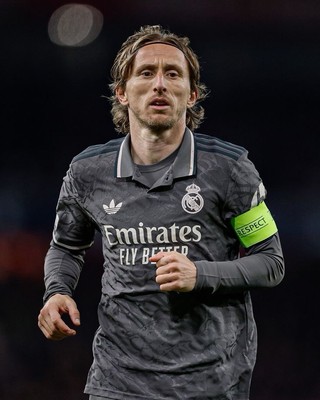 Modric #10 Men's EXTRA LARGE Adidas Authentic Third Jersey UCL | eBay