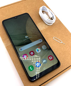 Samsung Galaxy A12 schwarz entsperrt Android Handy 32GB 6,5" 48MP Quad Kamera GUT.
