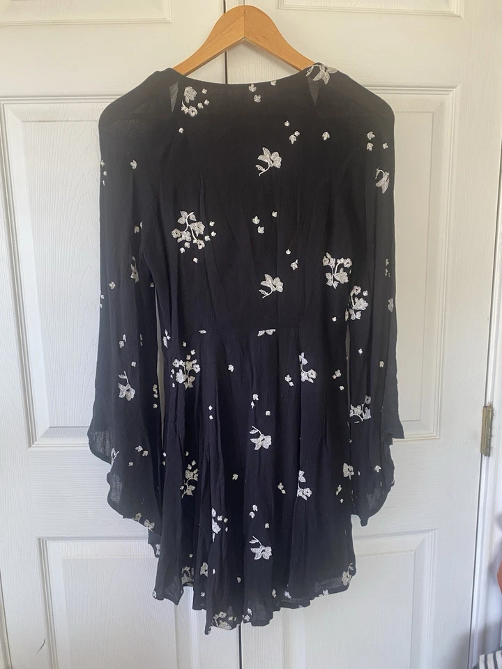 Vestido bordado manga acampanada Free people, años 2010, corto, cuello en V talla 8 Foto 4 de 4