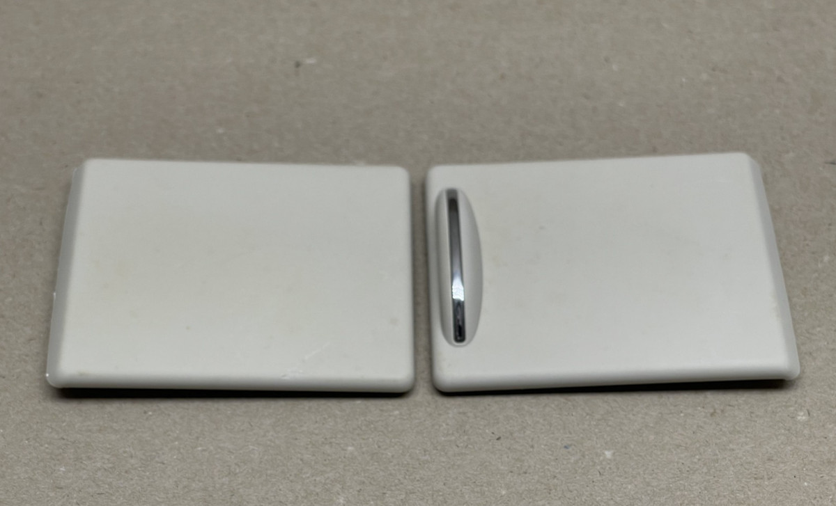 10-15 Lexus IS250C IS350C CONVERTIBLE REAR CONSOLE CUP HOLDER TRIM 58810-53160