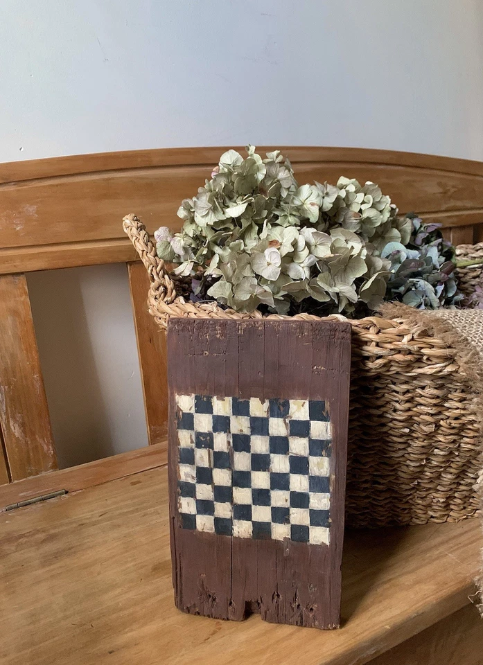 Folk Art Checkerboard on Old Wood Primitive Antique Gameboard Early American - Image 2 of 4
