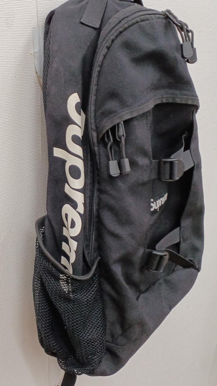 Backpack Model BLK Condition Considered SUPREME - image 4