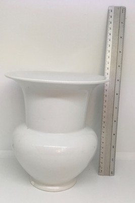 KPM Antique Porcelain Vase 1878 Urn White Berlin Nearly 19 cm Authentic Deko.