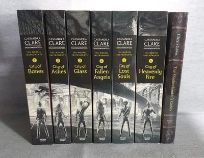 Cassandra Clare Shadowhunters Books Set Of 7 Paperback Excellent Condition 