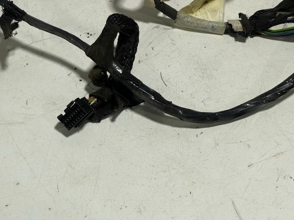 Arnés de cables para panel de instrumentos de techo blando 56047049AA 2002 Jeep TJ Wrangler CC Foto 3 de 4