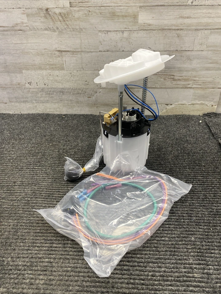 Conjunto de módulo de bomba de combustible del lado del conductor Delphi FG1052-11B1 para Chrysler 300 2005-2010 Foto 2 de 4