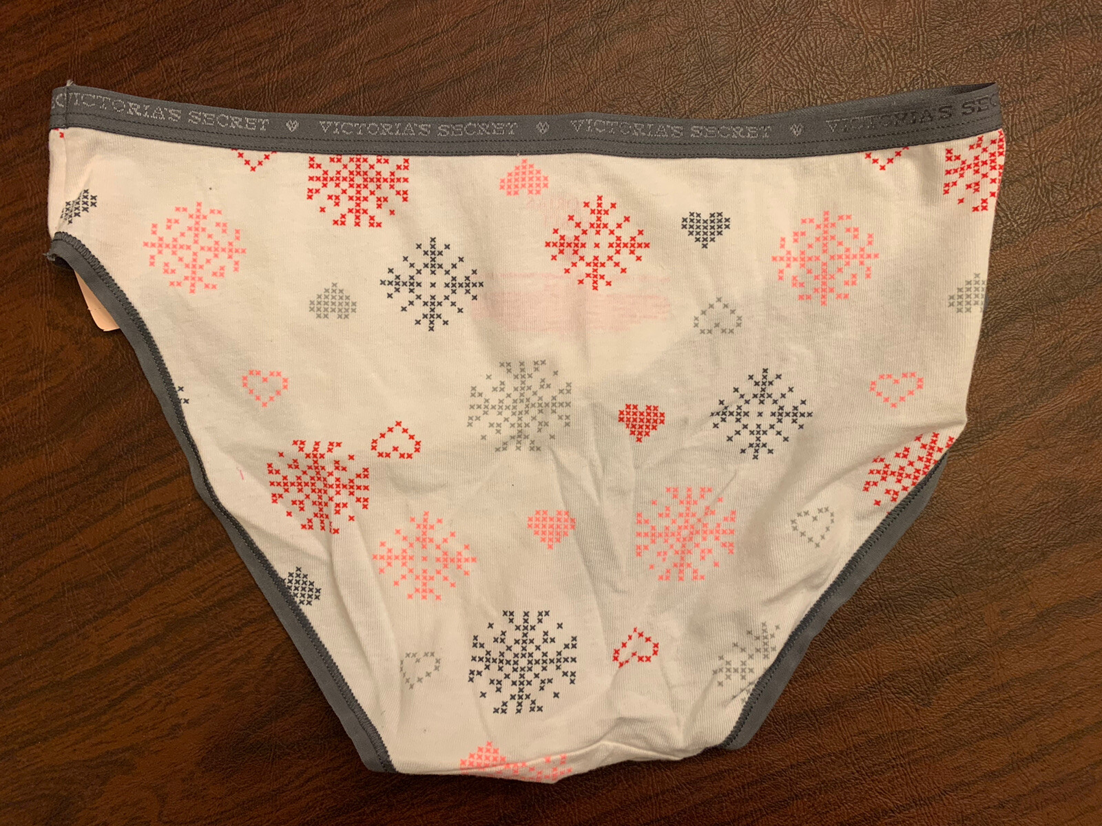 New With Tags, Small Stain Victoria’s Secret Women’s Size Small