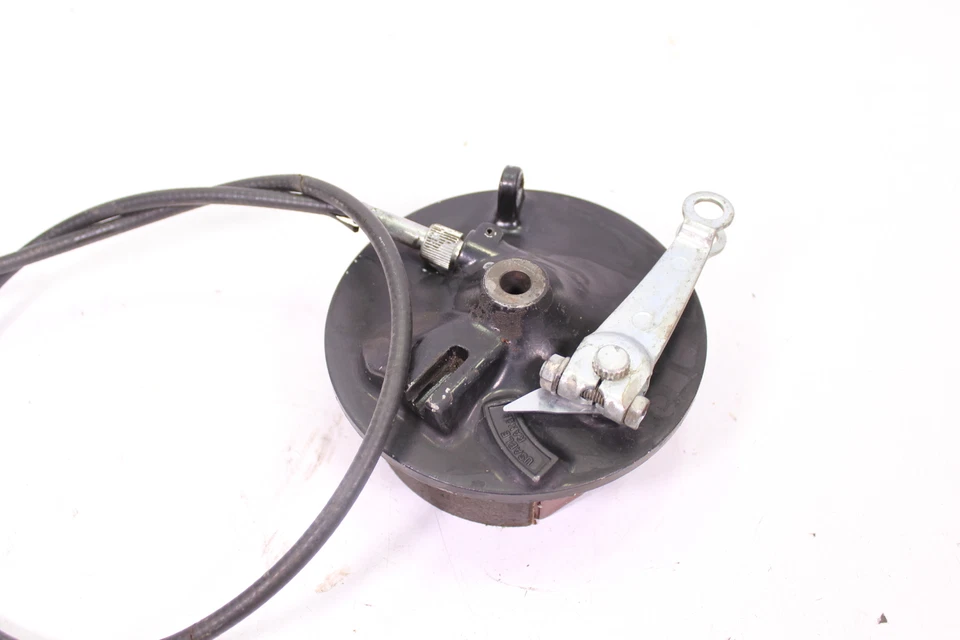 1995 KAWASAKI KE100 FRONT BRAKE PLATE WITH SHOES - Image 3 of 4