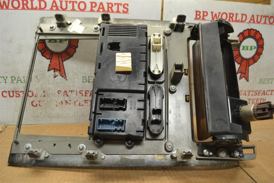 2011-2014 Lincoln Navigator Dash Climate Control Bezel BL7418C612BA Trim 43-9F8 - Image 3 of 4