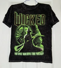 Wicked Elphaba T-Shirt Hot Topic No One Mourned The Wicked New With Tags