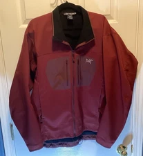 Arc’Teryx Softshell Jacket Men’s Size XL Lined Maroon Red Full Zip CA 34438
