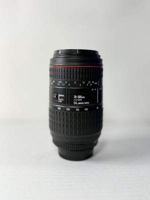 Sigma 70 300mm f/4 5.6 DL Macro Super Telephoto Lens for Nikon F AF