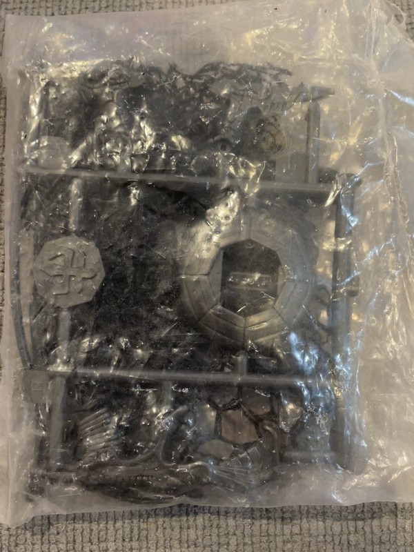 Vintage 1985 Coleco Sectaurs Bag of Weapons Accessories & Parts Still Sealed New